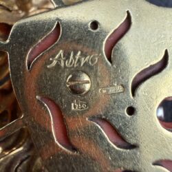 Picture 4/4 -Milánói korallköves oroszlán medál 