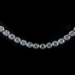 Kép 2/3 - Fehérarany Tenisz nyaklánc gyémánt kövekkel