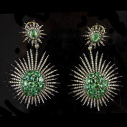 Kép 2/4 - Fülbevaló pár smaragdokkal és gyémántokkal
