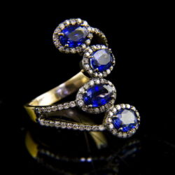 Picture 1/4 -Russian gold ring with sapphires and diamonds