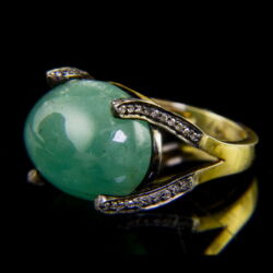 Kép 3/4 - Gyűrű cabochon smaragddal és gyémántokkal