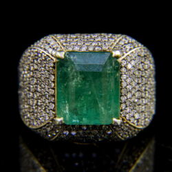 Kép 2/4 - Pecsétgyűrű fazonú smaragd gyémántköves gyűrű