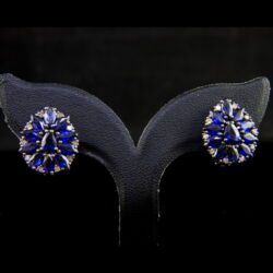 Picture 1/4 -Pair of earrings with blue sapphires and diamonds