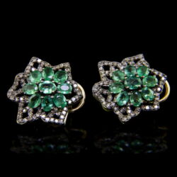 Picture 3/4 -Pair of earrings with emerald and diamonds