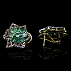 Picture 4/4 -Pair of earrings with emerald and diamonds