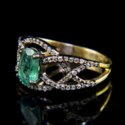 Kép 3/4 - Gyűrű smaragddal és gyémántokkal