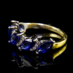 Kép 3/4 - Női arany gyűrű zafír és gyémánt kövekkel