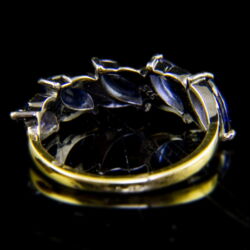 Picture 4/4 -Gold ring for women with sapphire and diamonds
