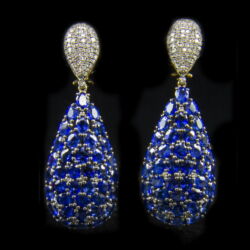 Kép 1/2 - Csepp alakú fülbevaló pár zafír és gyémánt kövekkel