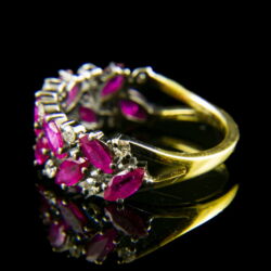 Picture 4/5 -Ruby-diamond ring