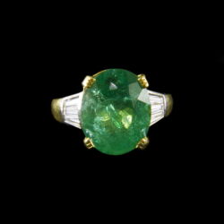 Kép 2/2 - Smaragd és gyémánt köves arany gyűrű