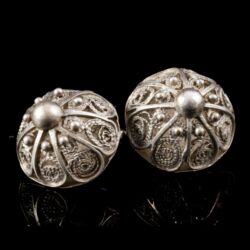 Picture 1/2 -Pair of openwork silver decorative buttons