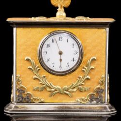 Picture 4/7 -Silver-cased table clock with peach blossom-colored luster enamel
