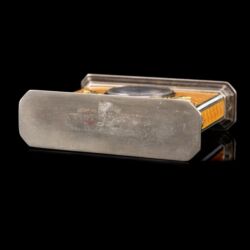 Picture 6/7 -Silver-cased table clock with peach blossom-colored luster enamel