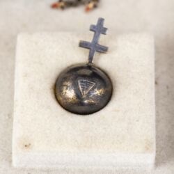 Picture 6/6 -Magyar Királyi koronázási ékszerek miniatűr másolata dobozzal