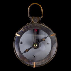 Picture 2/5 -Compass in its wooden box