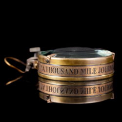Picture 4/5 -Compass in its wooden box