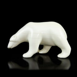 Kép 2/2 - Faragott mamut/rozmárcsont jegesmedve figura