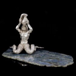 Picture 2/7 -Ezüst Triton figura labradorit talpon- íróasztali dísz