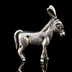 Picture 2/3 -Mini ezüst csacsi szamár figura