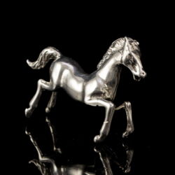 Picture 1/2 -Mini ezüst paripa ágaskodó ló figura