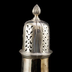 Picture 3/4 -Angol ezüst cukorszóró (London 1904) Wilham Hutton and Sons