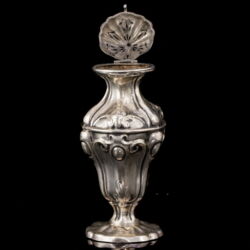 Picture 2/3 -Biedermeier silver sugar shaker