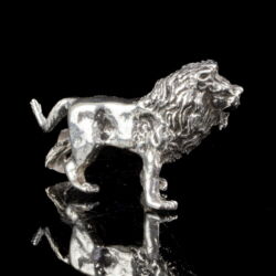 Kép 1/2 - Mini ezüst oroszlán figura