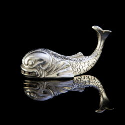 Kép 2/2 - Mini ezüst cethal figura