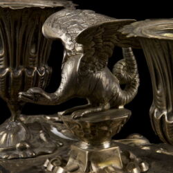 Kép 2/3 - Spanyol íróasztali ezüst tintatartó sárkány figurával