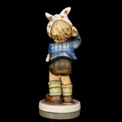 Picture 6/6 -Goebel porcelán figura: A fogfájós fiú