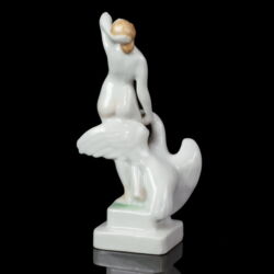 Kép 2/4 - Herendi Léda és a hattyú porcelán mini figura