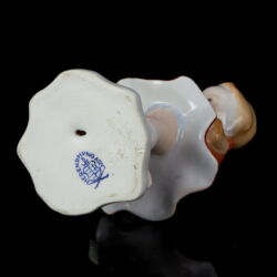 Picture 5/5 -Herendi porcelán figura kislány játék babával