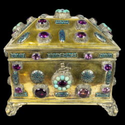 Picture 2/4 -Antique silver box with amethyst stones