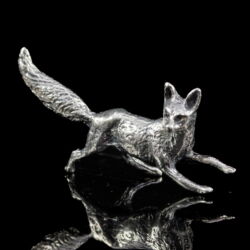 Picture 2/2 -Mini silver fox figurine