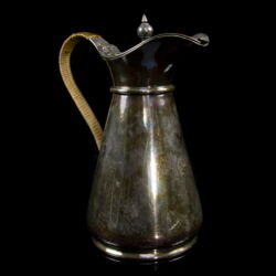 Picture 2/2 -Sheffield jug with lid Walker & Hall 