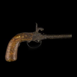 Picture 2/2 -Revolver (deactivated)