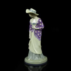 Kép 2/5 - Johanna Meier-Michel (1876-1930) porcelán kalapos hölgy figura