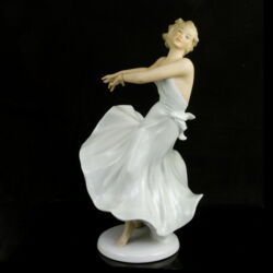 Kép 2/4 - Schaubach Kunst porcelán táncosnő