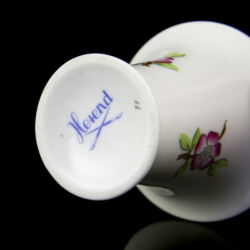 Picture 2/2 -Herend student-marked funnel-shaped mini vase with cherry blossom pattern