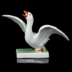 Kép 1/3 - Herendi porcelán liba figura