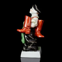 Kép 3/5 - Herendi porcelán Cipész inas figura