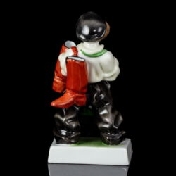 Kép 4/5 - Herendi porcelán Cipész inas figura