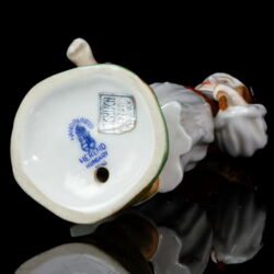 Picture 5/5 -Herendi porcelán legény fejszével (1964)