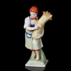 Picture 2/5 -Herendi porcelán kévekötő asszony figura