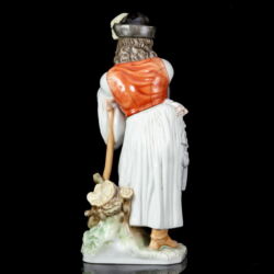 Kép 4/5 - Herendi porcelán pipázó juhász szobor