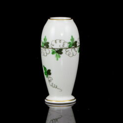 Picture 1/3 -Petrezselyem dekorral festett Herendi vázácska