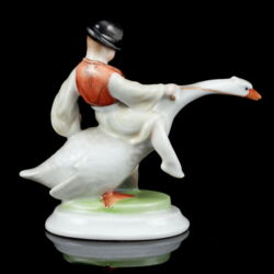 Picture 3/4 -Herend mini Ludas Matyi figurine