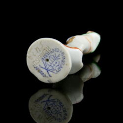 Picture 3/3 -Herend figural porcelain cigarette finisher