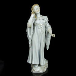 Picture 1/4 -Herend porcelain Ophelia figurine